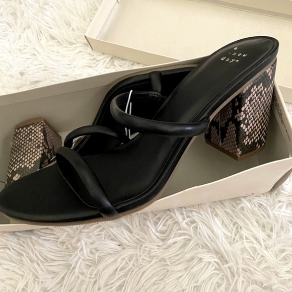 NWT A New Day Cass black snake block heel sandals - Picture 2 of 9